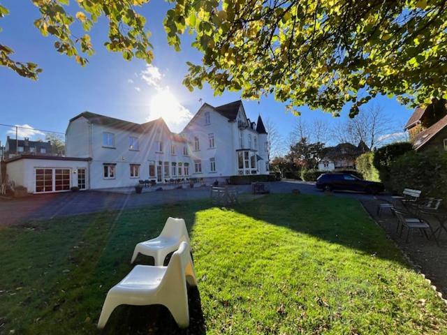 La Villa Blanche Spa Bagian luar foto